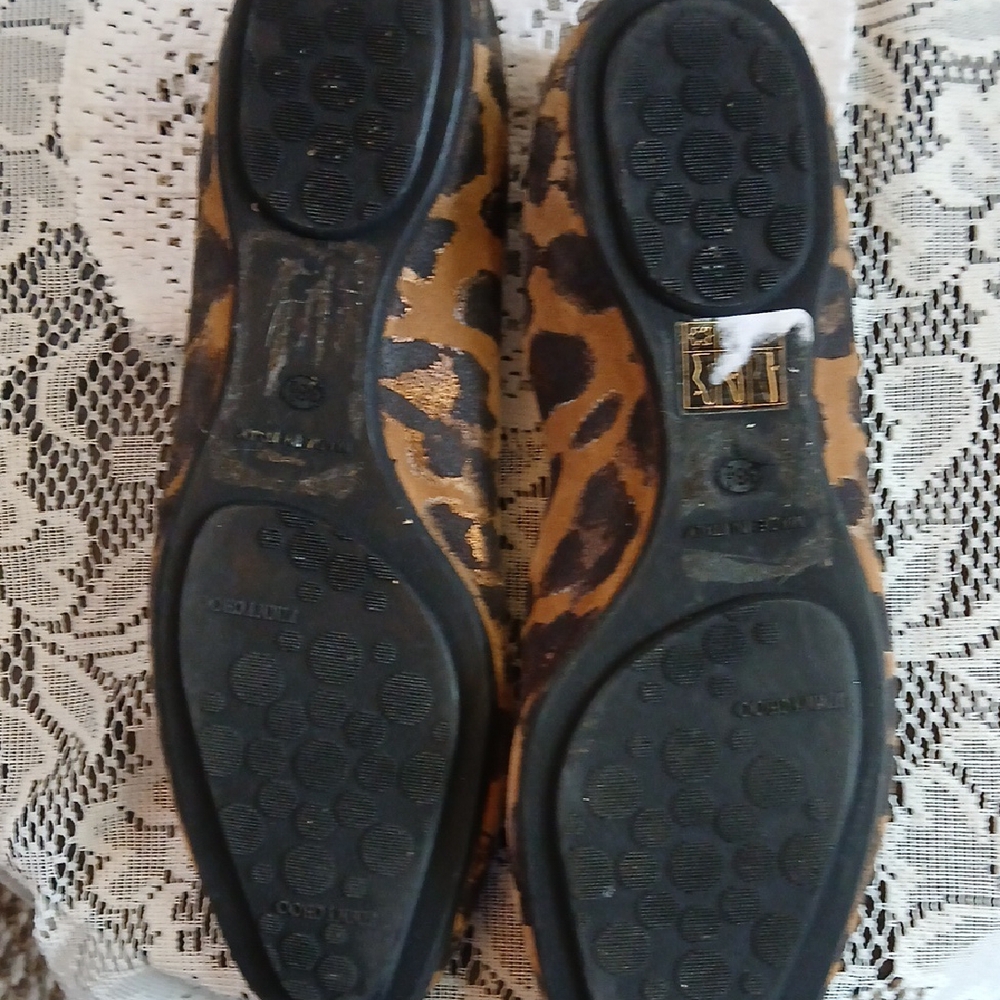 Jimmy Choo Brown and Black Flats - Picture 4 of 5
